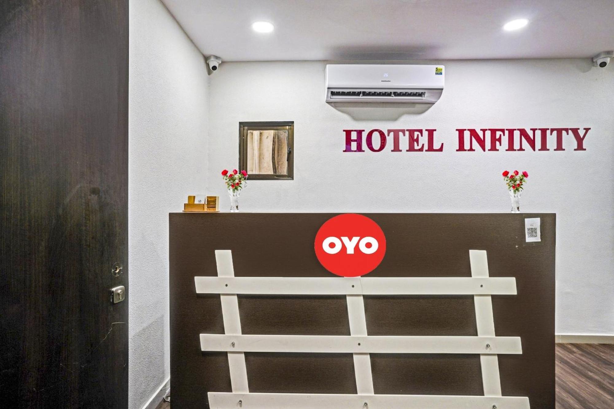 Hotel O Infinity Surat Eksteriør billede